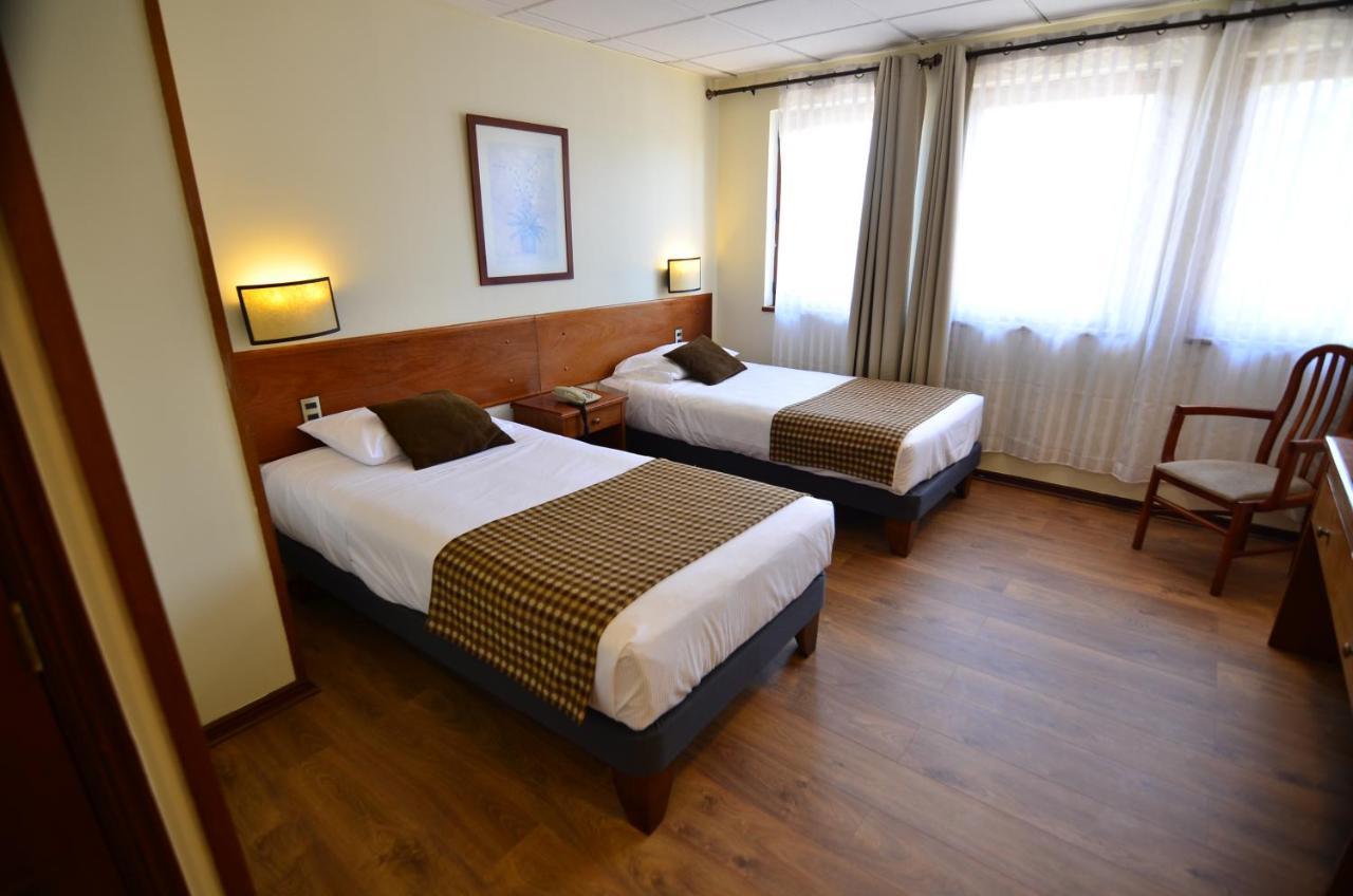 Tur Hotel Santiago Luaran gambar