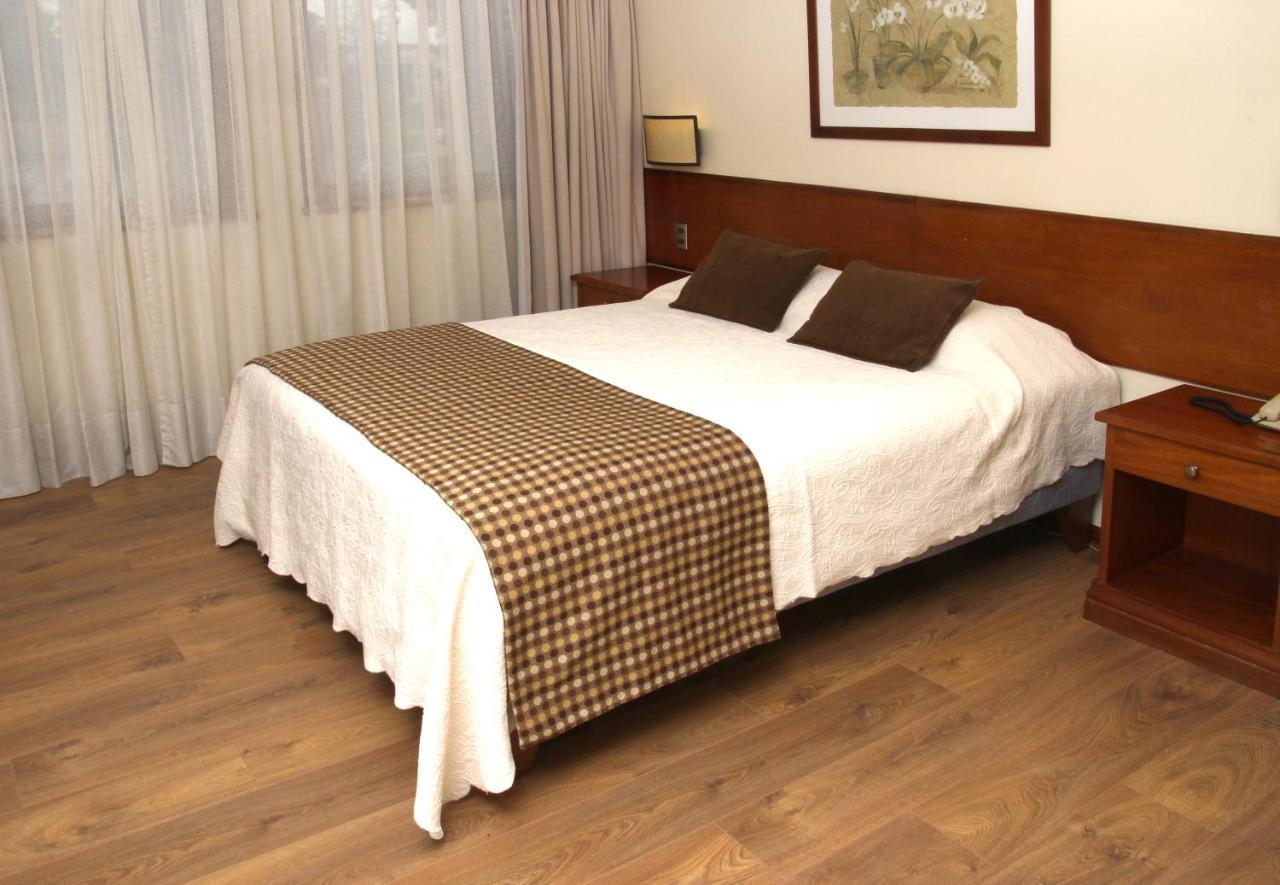 Tur Hotel Santiago Luaran gambar